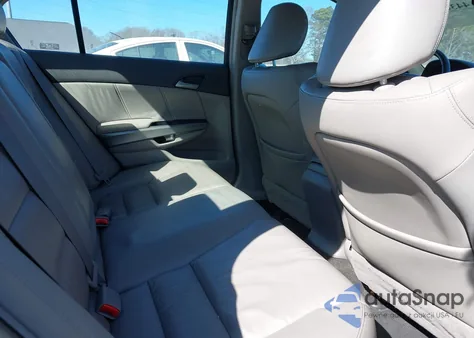 2008 Honda Accord 2.4 Ex-L from USA, damaged, VIN 1HGCP26818A106983